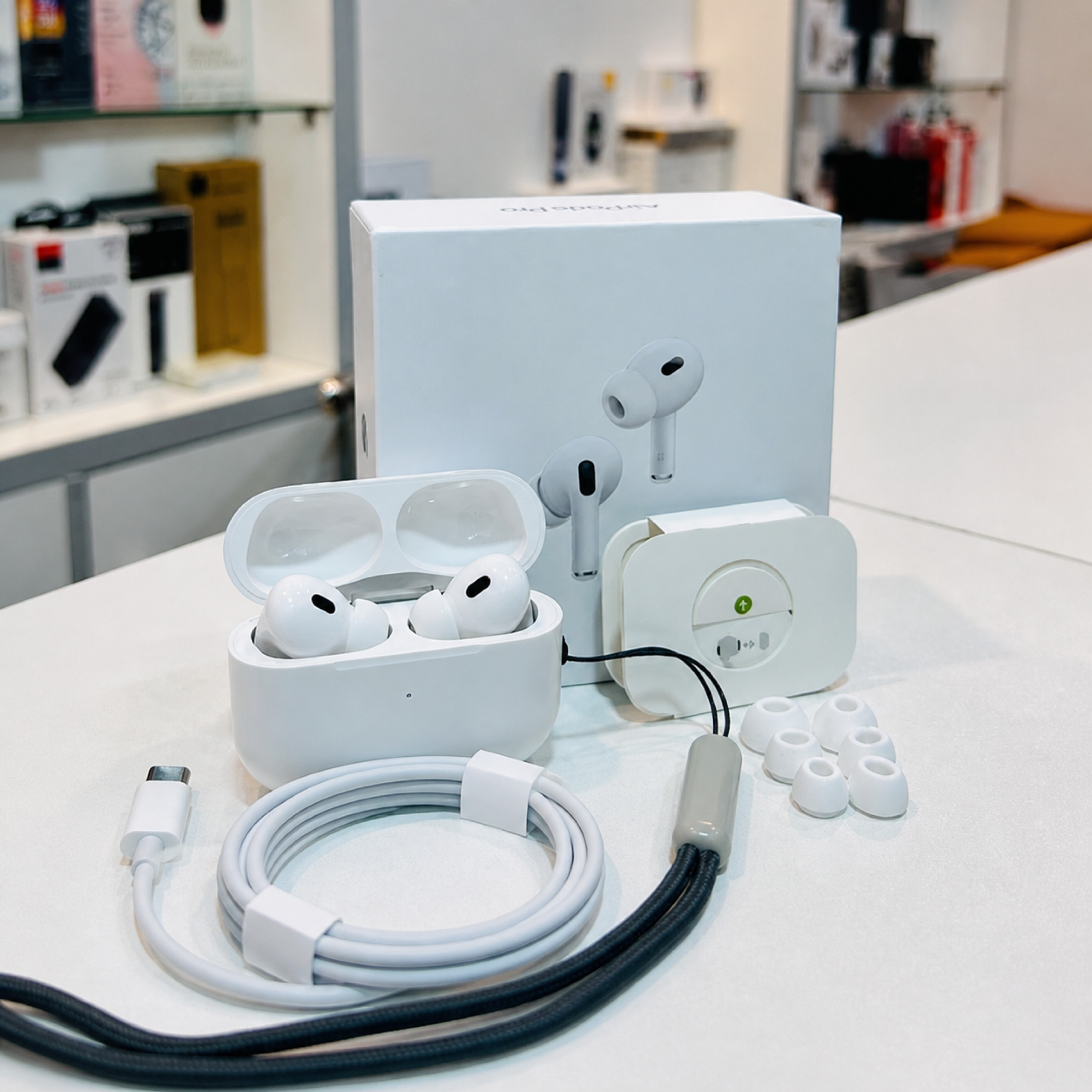 Apple Airpods 2nd gen (Dubai Veriant)